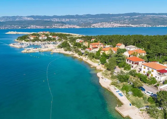 Seafront With Balcony-50 M From The Sea *
