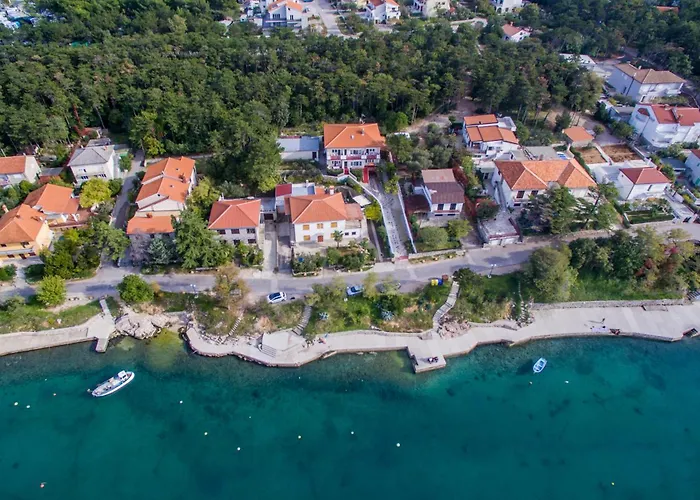 Seafront With Balcony-50 M From The Sea *