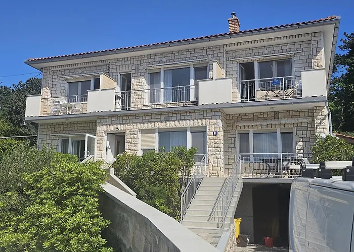 Apartamento Seafront With Balcony-50 M From The Sea Šilo