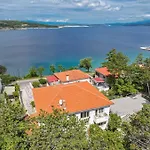 Seafront With Balcony-50 M From The Sea