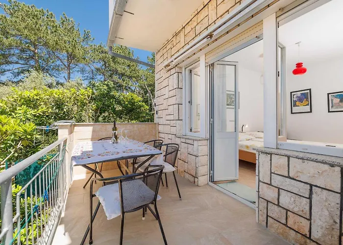 شقة Seafront With Balcony-50 M From The Sea سيلو